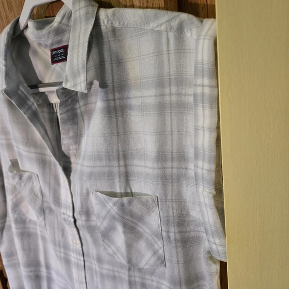 UNTUCKit Villefranche Button Up Sleeveless Gray & White Plaid Women’s 12 (L) - Picture 7 of 12